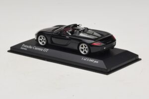 Porsche Carrera GT Noir Minichamps 1:43 430060230 Métal — image 3 sur 5