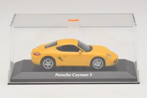 Porsche Cayman S 987 Jaune Maxichamps 1:43 940065620 Métal — image 4 sur 5