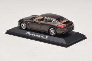 Porsche Panamera 970 S Marron Métallisé Minichamps 1:43 WAP0203400E Métal — image 3 sur 5