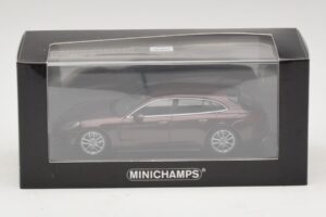 Porsche Panamera 971 Sport Turismo 4S Rouge Minichamps 1:43 410066110 Métal — image 5 sur 5