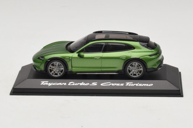 Porsche Taycan Turbo S Cross Turismo Vert Minichamps 1:43 WAP0207830M003 Métal