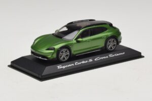 Porsche Taycan Turbo S Cross Turismo Vert Minichamps 1:43 WAP0207830M003 Métal — image 2 sur 5