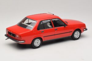 Renault 18 Rouge MCG 1:18 MCG18595 Métal — image 2 sur 6