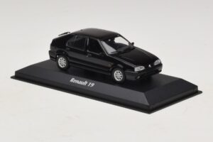 Renault 19 Noir Maxichamps 1:43 940113701 Diecast — image 3 sur 5