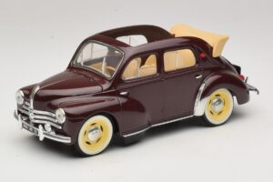 Renault 4CV Marron Solido 1:18 8048 Métal