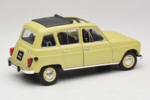 Renault 4L Jaune Solido 1:18 8062 Métal — image 2 sur 7