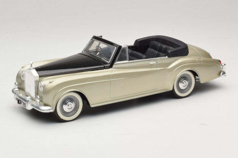 Rolls-Royce Silver Cloud II Argent Solido 1:18 8006 Métal
