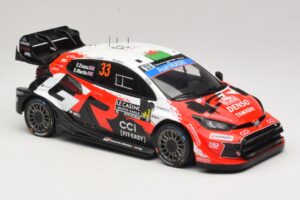 Toyota GR Yaris Rally1 #33 E. Evans / S. Martin Rally Monte Carlo 2026 IXO 1:18 18RMC269B Métal — image 4 sur 6