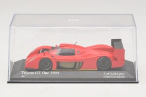 Toyota GT-One TS020 Street Rouge Minichamps 1:43 433991603 Métal — image 4 sur 5