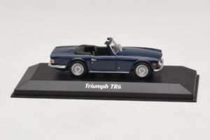 Triumph TR6 Bleu Foncé Maxichamps 1:43 940132570 Diecast