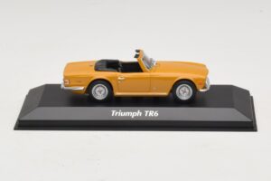 Triumph TR6 Orange Maxichamps 1:43 940132571 Métal