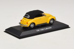 Volkswagen 1302 Cabriolet Jaune Maxichamps 1:43 940055030 Métal — image 2 sur 5