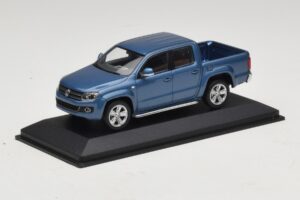Volkswagen Amarok Bleu Métallisé Boîte De Remplacement Minichamps 1:43 436058362-R1 Métal — image 2 sur 5