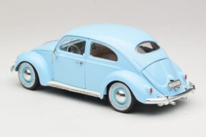 Volkswagen Coccinelle Bleu Bburago 1:18 3381 Métal — image 7 sur 8