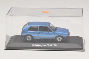 Volkswagen Golf GTI Mk2 Bleu Métallisé Maxichamps 1:43 940054120 Métal — image 4 sur 5