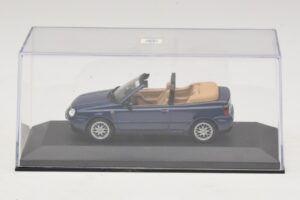 Volkswagen Golf Mk4 Cabriolet Bleu Édition Concessionnaire Minichamps 1:43 GOLF005 Métal — image 4 sur 5