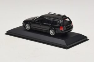 Volkswagen Golf Mk4 Variant Sport Highline BBS Edition Noir Minichamps 1:43 GOLF008 Métal — image 3 sur 5