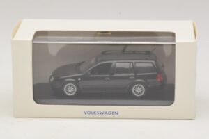 Volkswagen Golf Mk4 Variant Sport Highline BBS Edition Noir Minichamps 1:43 GOLF008 Métal — image 5 sur 5