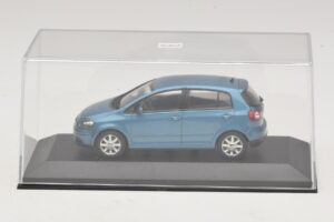 Volkswagen Golf Plus Mk5 Bleu Métallisé Boîte De Remplacement Minichamps 1:43 GOLF02-R1 Métal — image 4 sur 5
