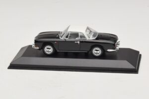 Volkswagen Karmann Ghia Noir avec toit blanc Minichamps 1:43 430050224 Métal
