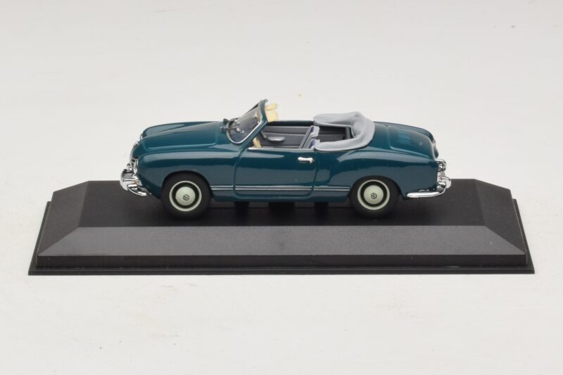 Volkswagen Karmann Ghia Cabriolet Bleu Foncé Minichamps 1:43 GHIA001 Métal