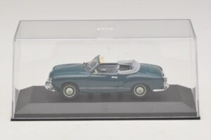 Volkswagen Karmann Ghia Cabriolet Bleu Foncé Minichamps 1:43 GHIA001 Métal — image 4 sur 5
