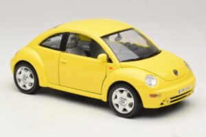 Volkswagen New Beetle A4 Jaune Bburago 1:18 3302 Métal — image 6 sur 8