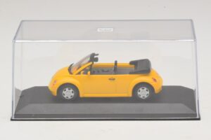 Volkswagen New Beetle Cabriolet Jaune Minichamps 1:43 BEETLE002 Métal — image 4 sur 5