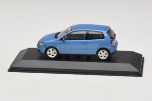 Volkswagen Polo 9N3 Bleu Minichamps 1:43 POLO001 Métal