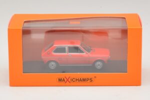 Volkswagen Polo Mk1 Rouge Maxichamps 1:43 940050500 Métal — image 5 sur 5