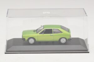 Volkswagen Scirocco Mk1 Vert Métallisé Boîte de Remplacement Maxichamps 1:43 940050420-R1 Métal — image 4 sur 5