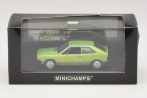 Volkswagen Scirocco Mk1 Vert Métallisé Boîte de Remplacement Maxichamps 1:43 940050420-R1 Métal — image 5 sur 5