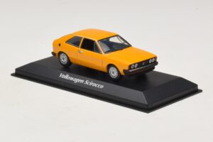 Volkswagen Scirocco Mk1 Jaune Maxichamps 1:43 940050424 Métal — image 3 sur 5