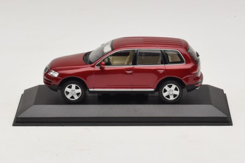 Volkswagen Touareg 7L Rouge Minichamps 1:43 TOUAREG003 Métal