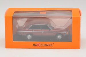 Volvo 240 GL Dark Red Metallic Maxichamps 1:43 940171401 Diecast — image 5 sur 5