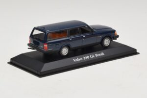 Volvo 240 GL Break Bleu Foncé Maxichamps 1:43 940171412 Métal — image 2 sur 5