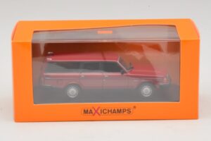 Volvo 240 GL Break Rouge Maxichamps 1:43 940171410 Diecast — image 4 sur 5