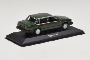 Volvo 740 Vert Foncé Maxichamps 1:43 940171700 Diecast — image 2 sur 5